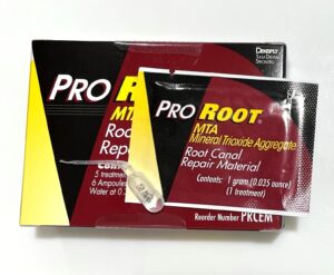 更年期で歯がボロボロに？歯の痛み・歯ぐきの腫れ・歯の脆弱化の原因と治療法