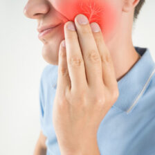 東京の根管治療専門外来、笠原デンタルオフィスで、歯髄炎って何？神経は残せる？可逆性歯髄炎・不可逆性歯髄炎の違いについて解説